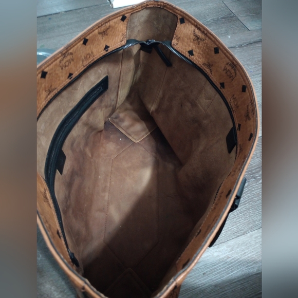 MCM Bags - Picture 16 of 16